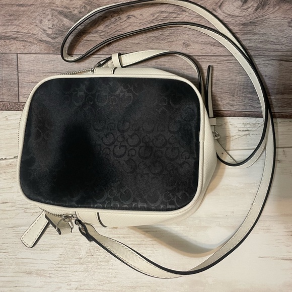 Crossbody - Picture 2 of 2